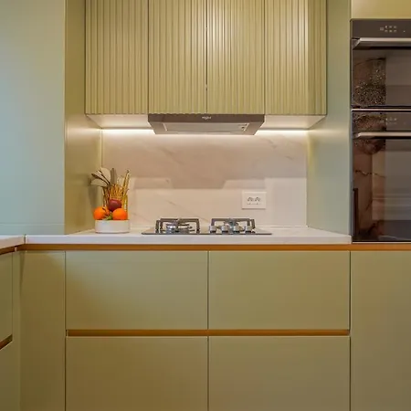 Kua Luxury Loft Coresi Apartamento