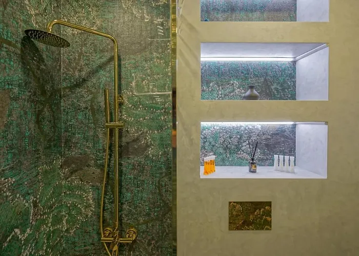 Kua Luxury Loft Coresi Apartment