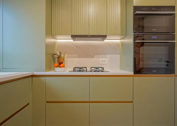 Kua Luxury Loft Coresi Apartment